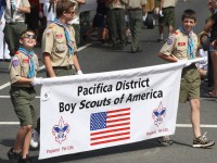 Huntington Beach Parade - Boy Scouts